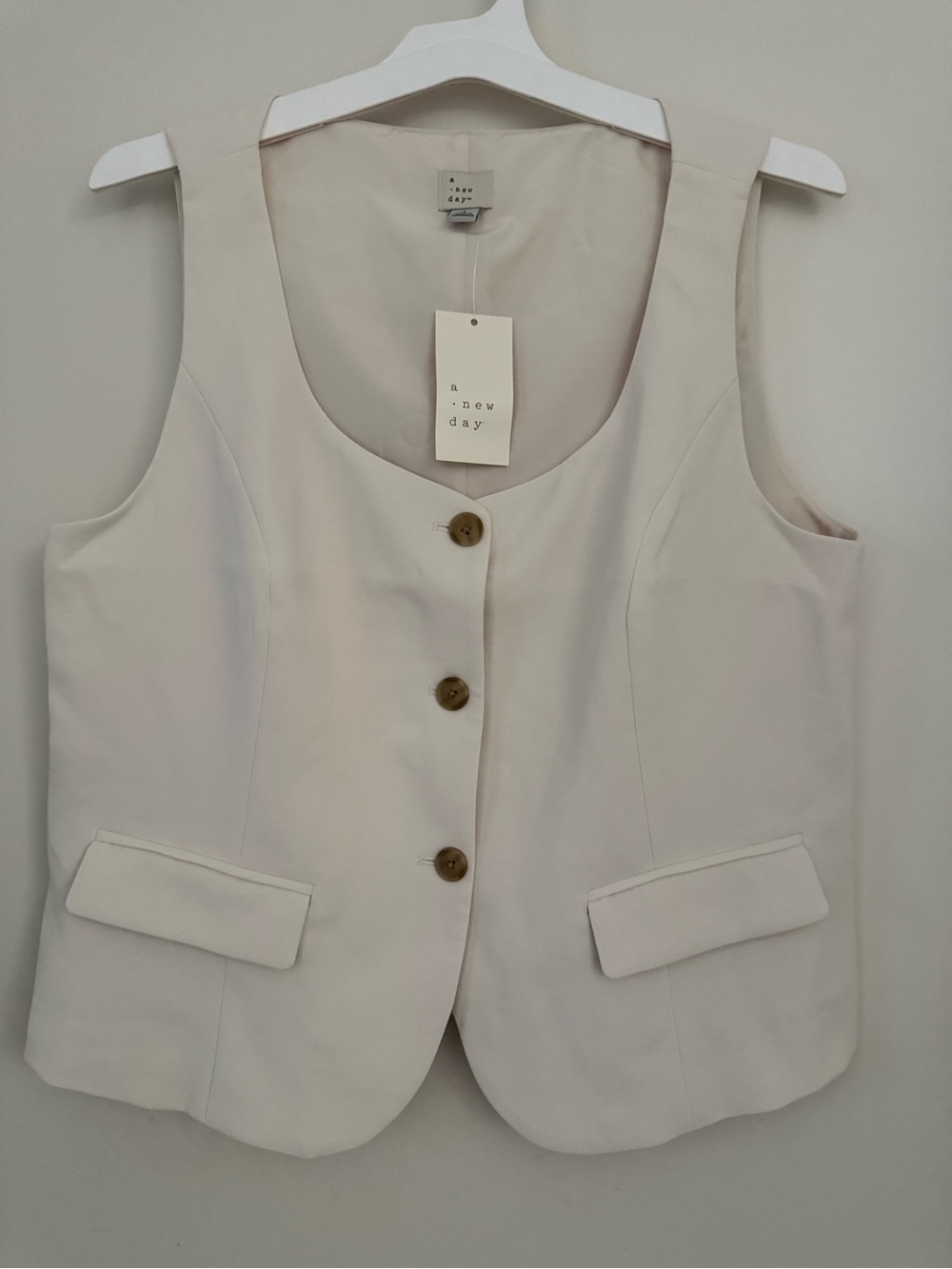 A New Day Sleeveless Tailored Vest – Size Large – NWT - Picture 2 of 2
